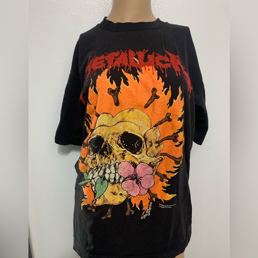 Women’s Vintage L Metallica T shirt